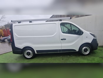 Used Vauxhall Vivaro 2017 for sale - 77118067: Photo