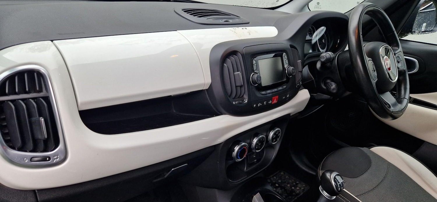 Used Fiat 500L 2015 for sale - 76494996: Photo 13
