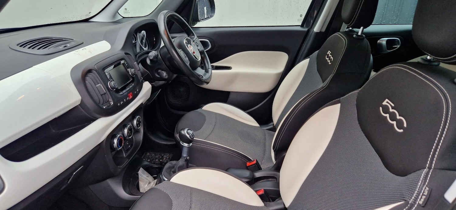 Used Fiat 500L 2015 for sale - 76494996: Photo 14