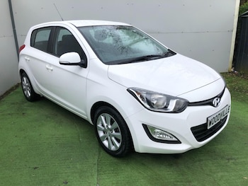 Used Hyundai i20 2013 for sale - 77976028: Photo
