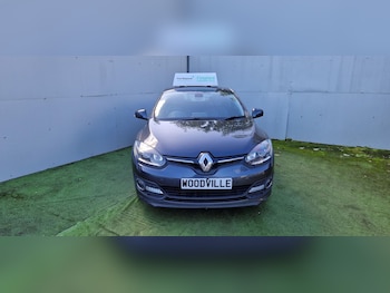 Used Renault Megane 2015 for sale - 75726804: Photo