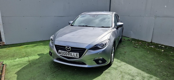 Used Mazda Mazda3 2013 for sale - 75726803: Photo 1