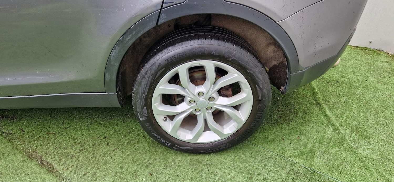 Used Land Rover Discovery Sport 2016 for sale - 77804940: Photo 12