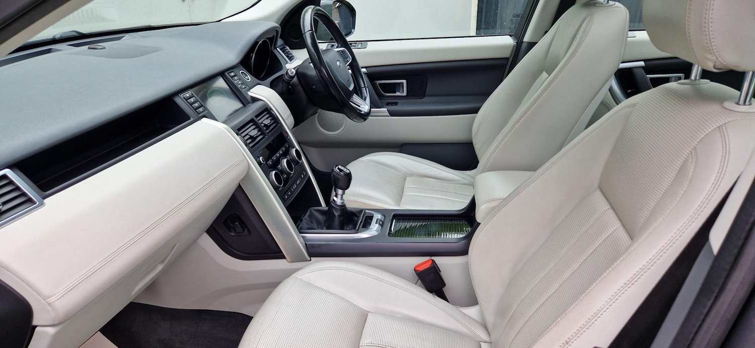 Used Land Rover Discovery Sport 2016 for sale - 77804940: Photo 16