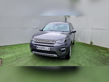 Used Land Rover Discovery Sport 2016 for sale - 77804940: Photo