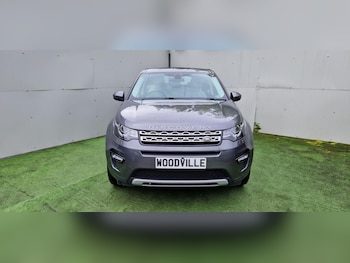 Used Land Rover Discovery Sport 2016 for sale - 77804940: Photo