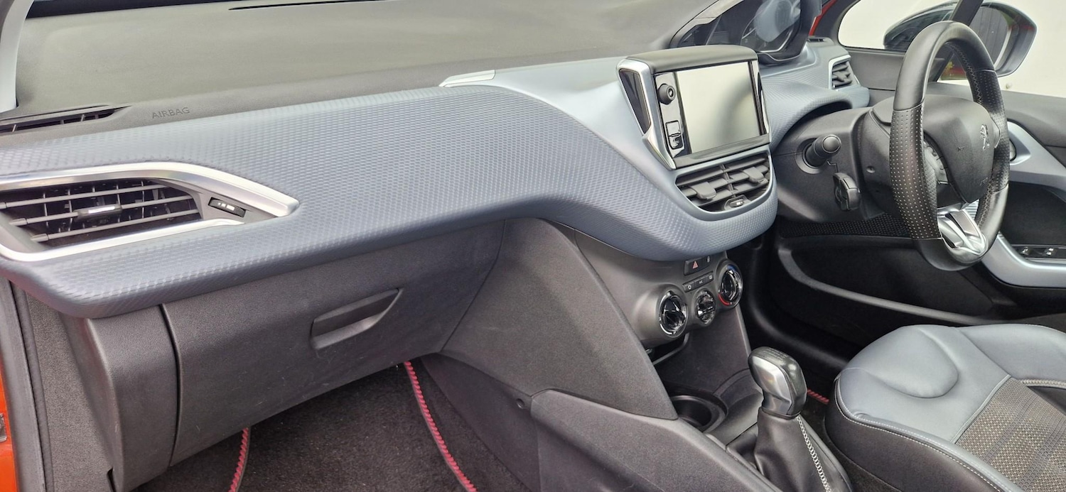 Used Peugeot 208 2015 for sale - 77301594: Photo 12