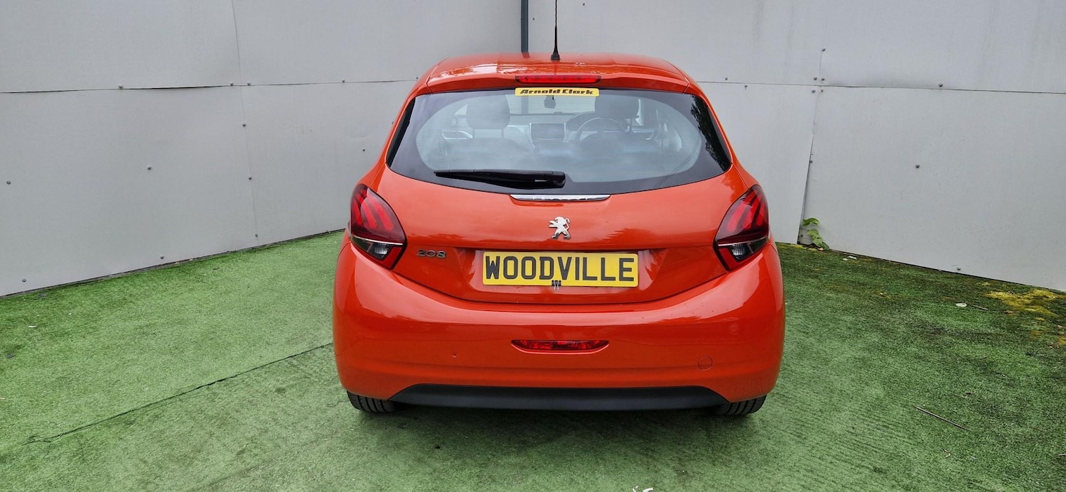 Used Peugeot 208 2015 for sale - 77301594: Photo 9