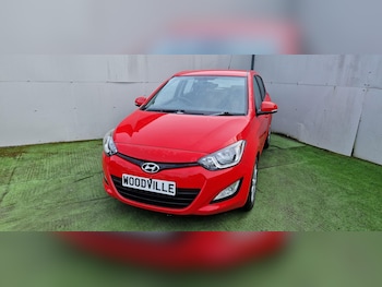 Used Hyundai i20 2014 for sale - 78015761: Photo