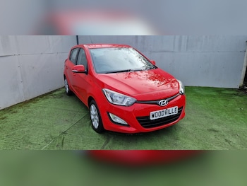Used Hyundai i20 2014 for sale - 78015761: Photo