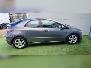 Used Honda Civic 2010 for sale - 75487247: Photo