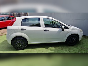 Used Fiat Grande Punto 2009 for sale - 78862939: Photo