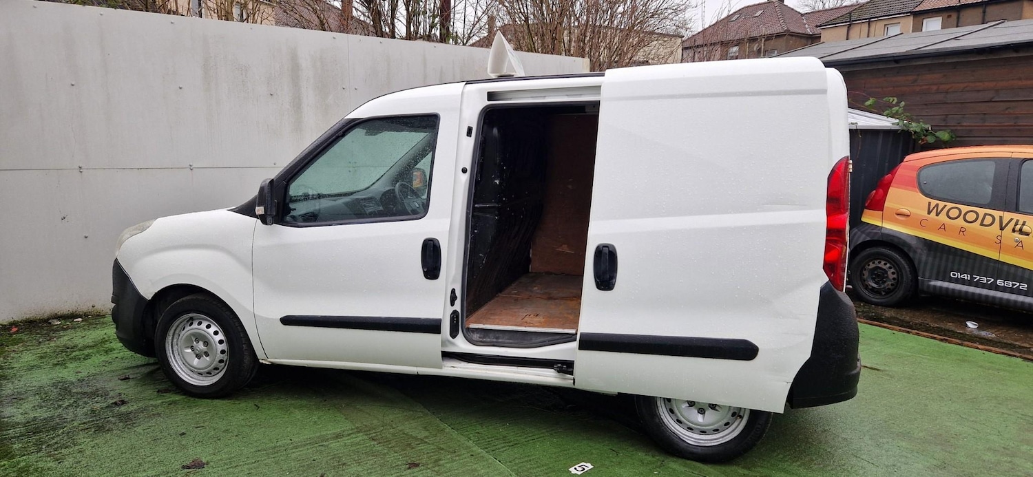 Used Vauxhall Combo 2016 for sale - 77275623: Photo 5