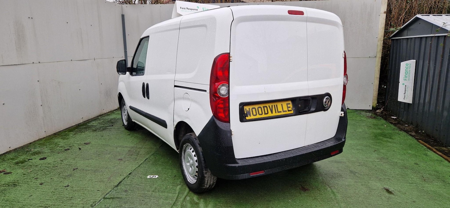 Used Vauxhall Combo 2016 for sale - 77275623: Photo 9