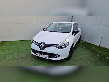 Used Renault Clio 2015 for sale - 76468845: Photo