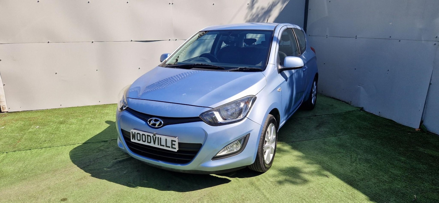 Used Hyundai i20 2012 for sale - 77703318: Photo 1