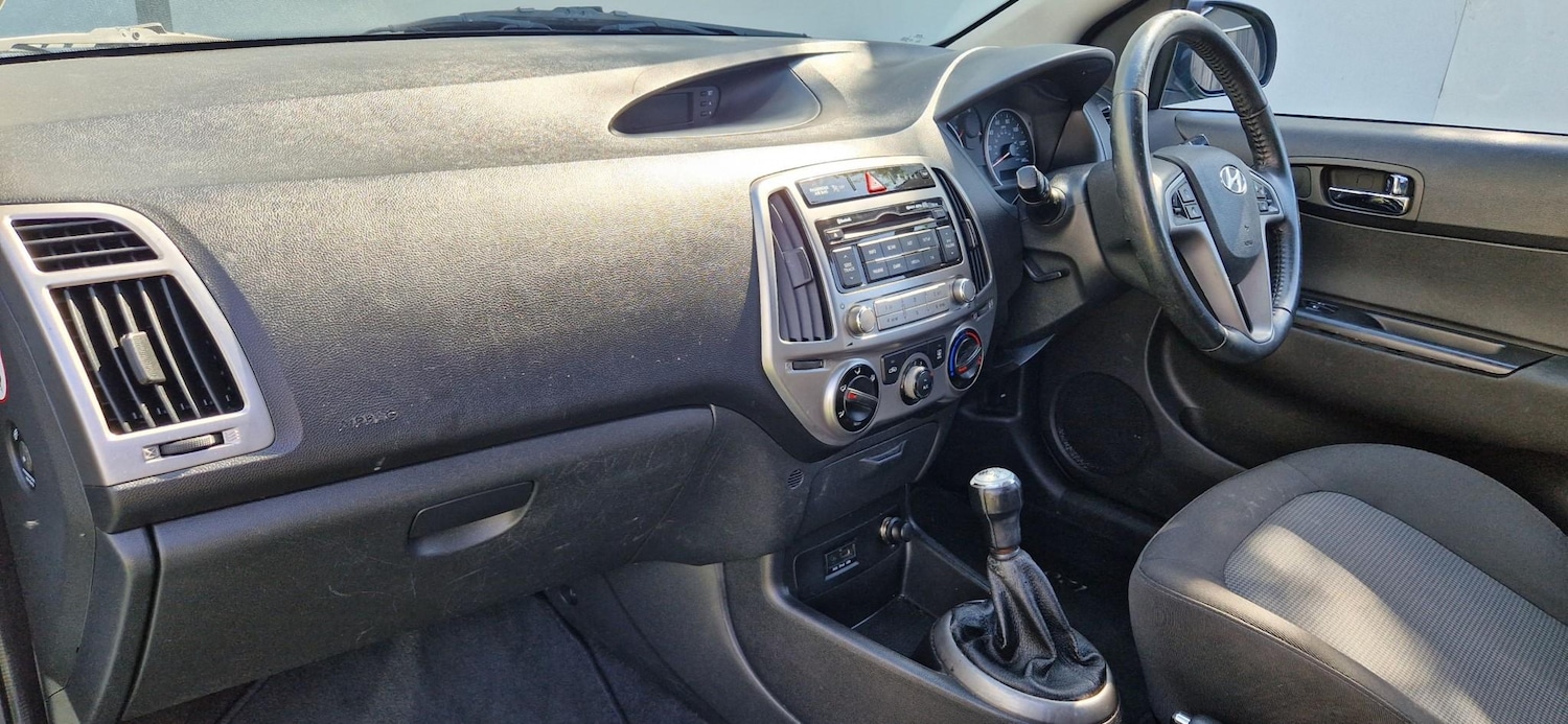 Used Hyundai i20 2012 for sale - 77703318: Photo 12