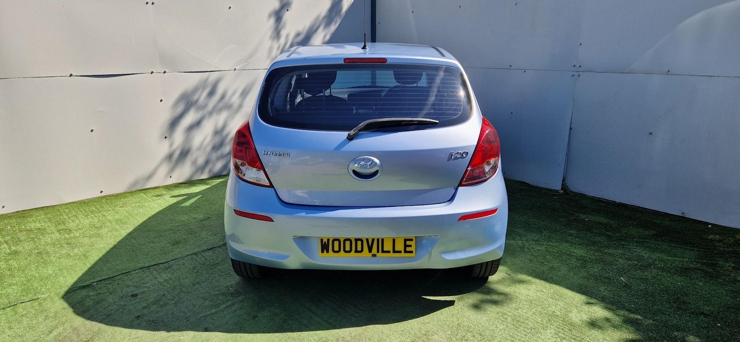 Used Hyundai i20 2012 for sale - 77703318: Photo 9