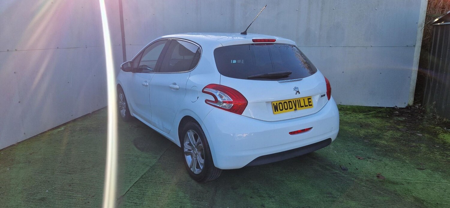 Used Peugeot 208 2014 for sale - 78029026: Photo 11