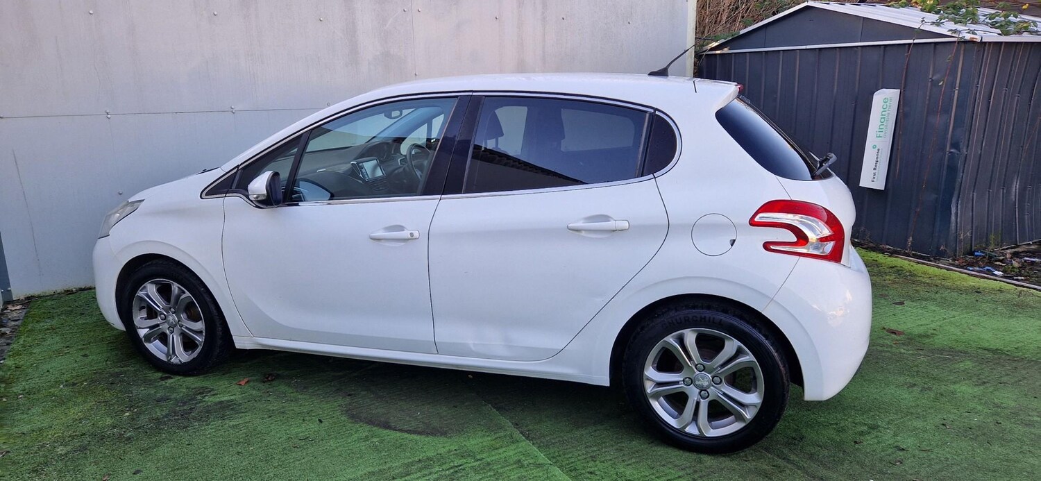 Used Peugeot 208 2014 for sale - 78029026: Photo 7