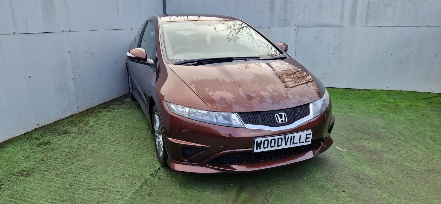 Used Honda Civic 2011 for sale - 77878607: Photo 2