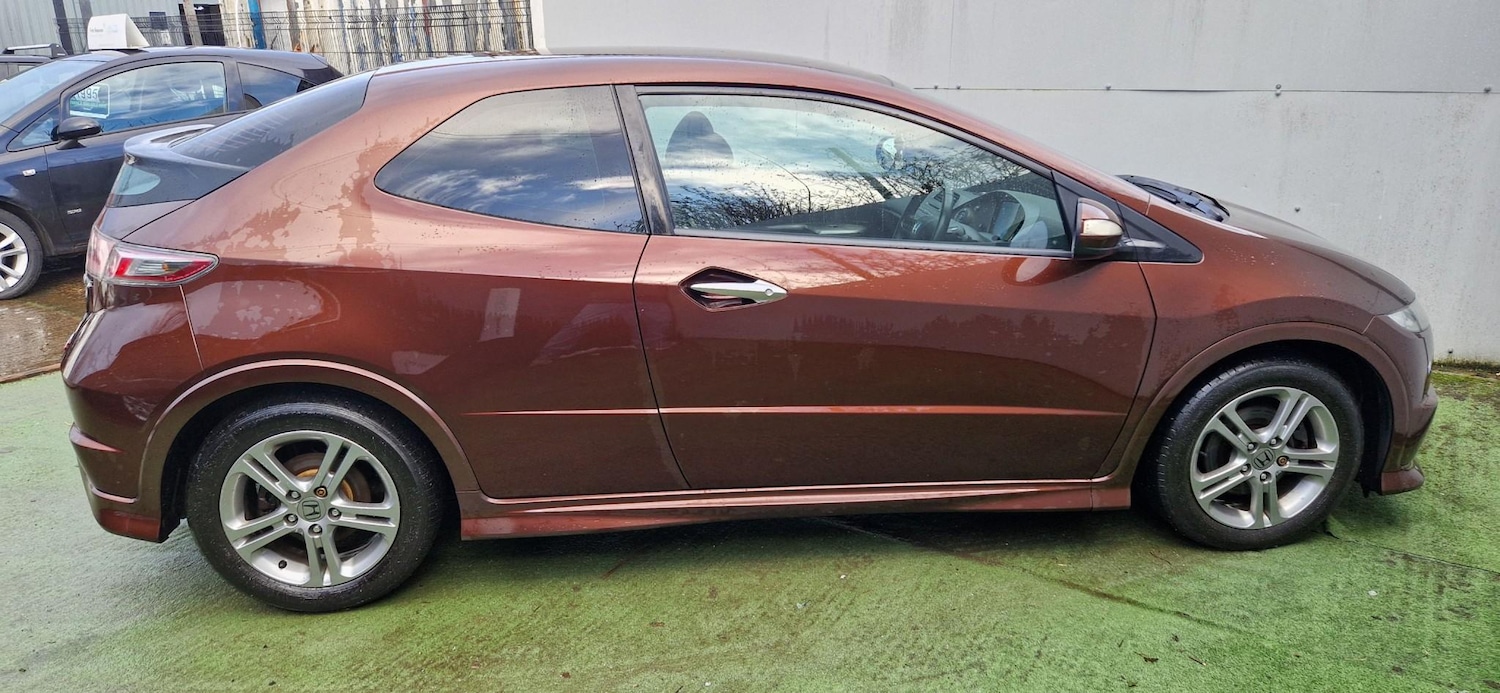 Used Honda Civic 2011 for sale - 77878607: Photo 7