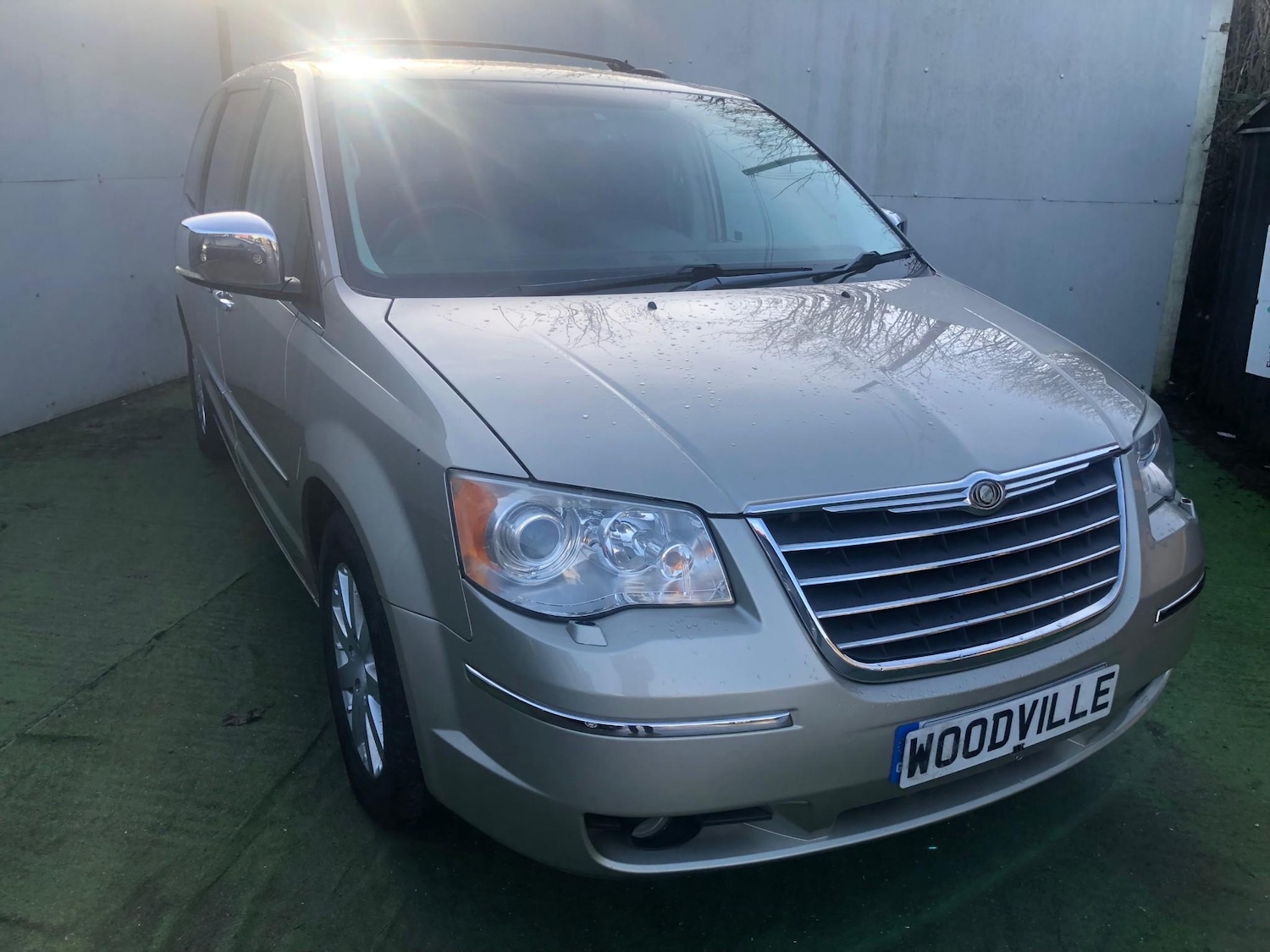 Used Chrysler Voyager 2010 for sale - 77275626: Photo 3