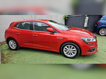Used Renault Megane 2017 for sale - 78618846: Photo