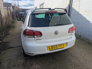 Used Volkswagen Golf 2009 for sale - 78310078: Photo