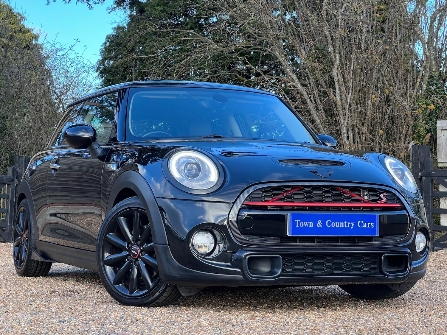 Used MINI Hatch 2017 for sale - 76691137: Photo 1