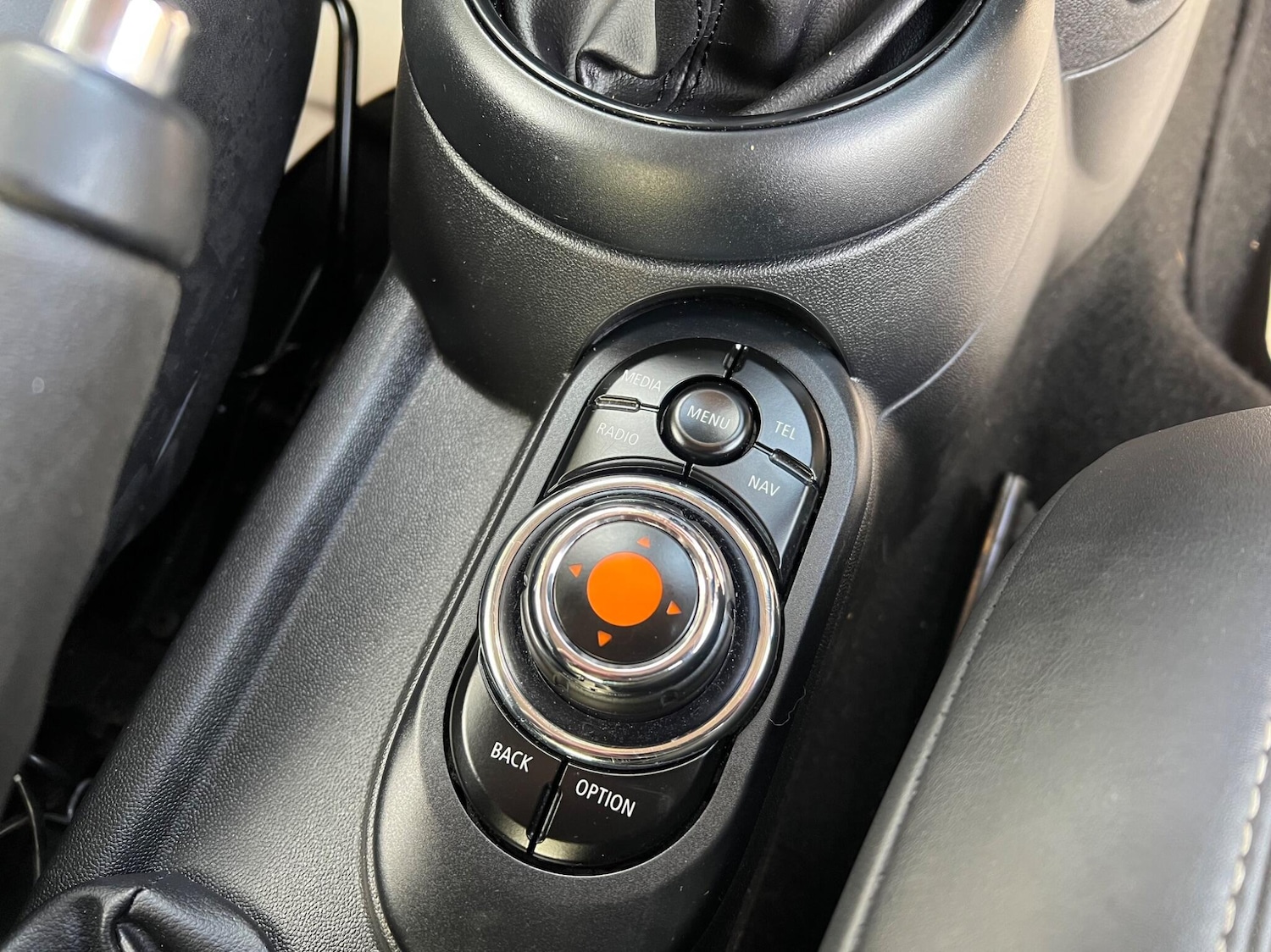 Used MINI Hatch 2017 for sale - 76691137: Photo 38