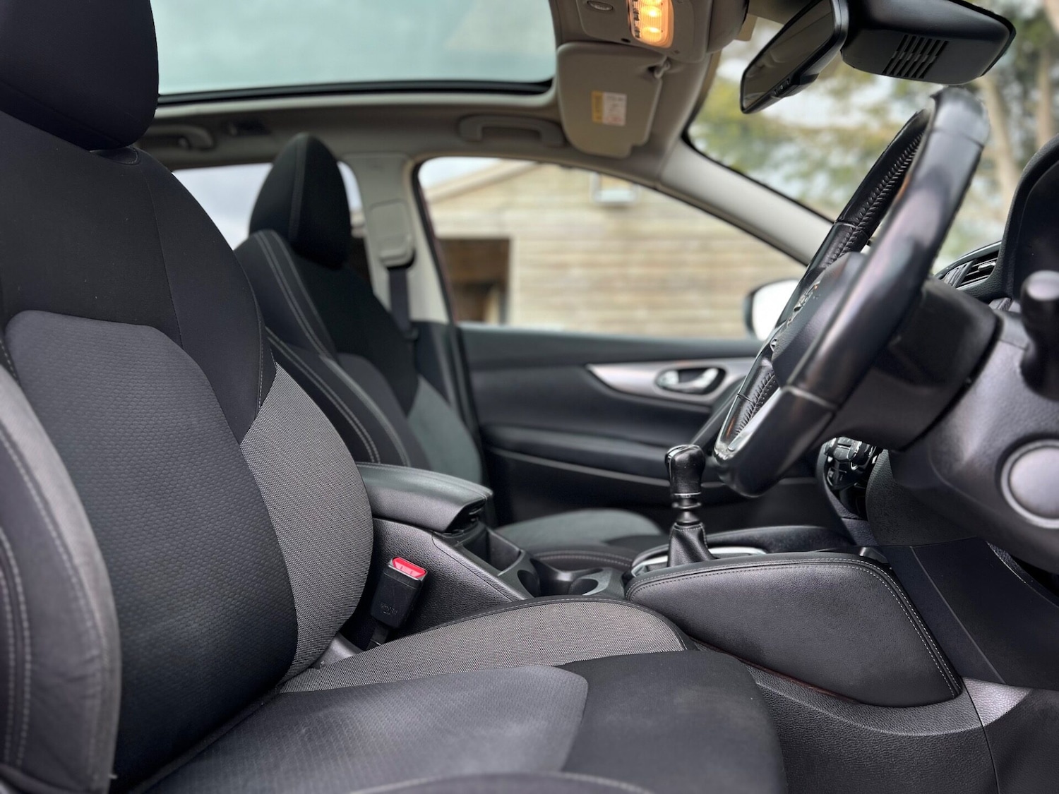 Used Nissan Qashqai 2018 for sale - 78070105: Photo 25