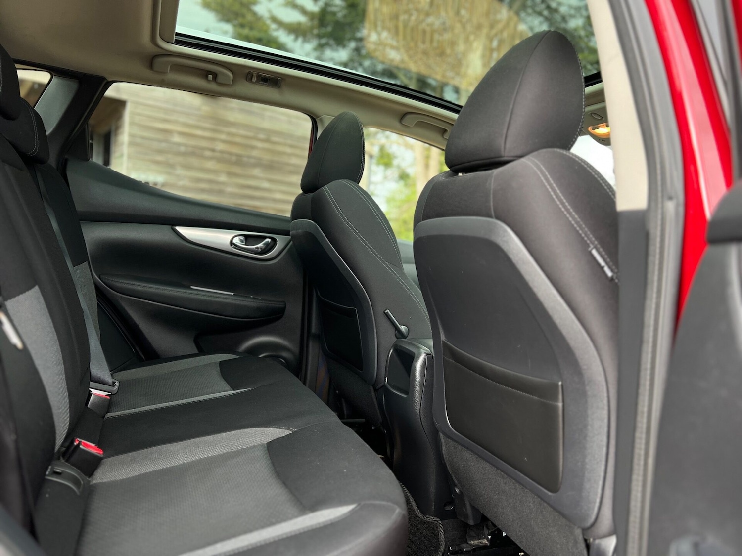 Used Nissan Qashqai 2018 for sale - 78070105: Photo 27