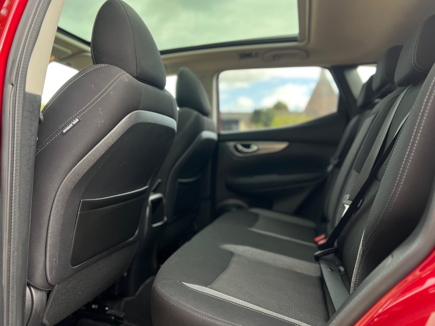 Used Nissan Qashqai 2018 for sale - 78070105: Photo 28