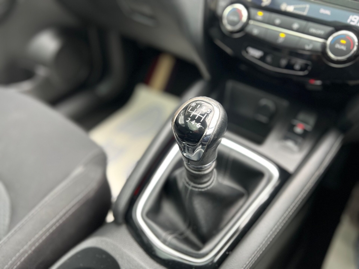 Used Nissan Qashqai 2018 for sale - 78070105: Photo 39