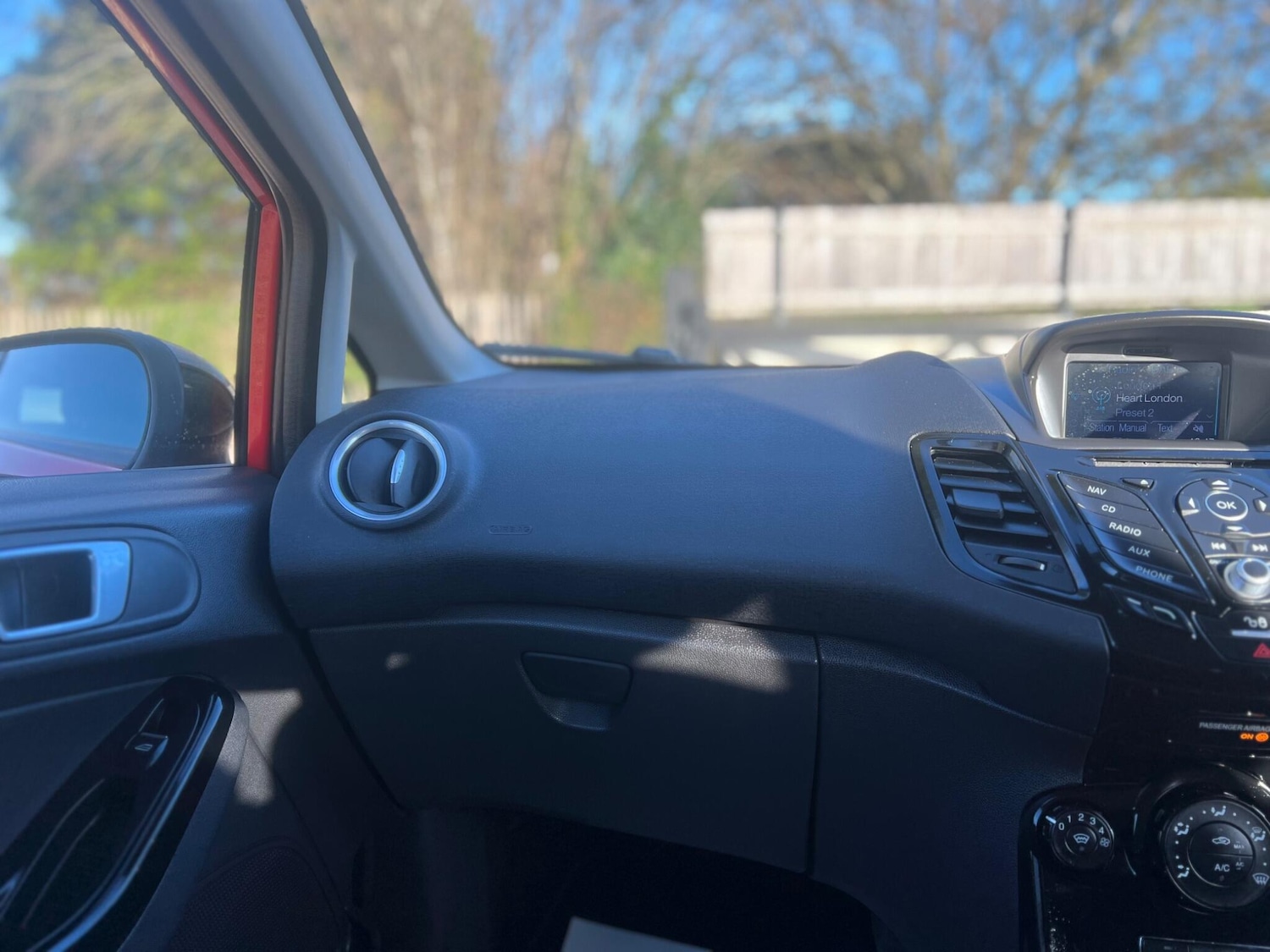 Used Ford Fiesta 2016 for sale - 76935960: Photo 24