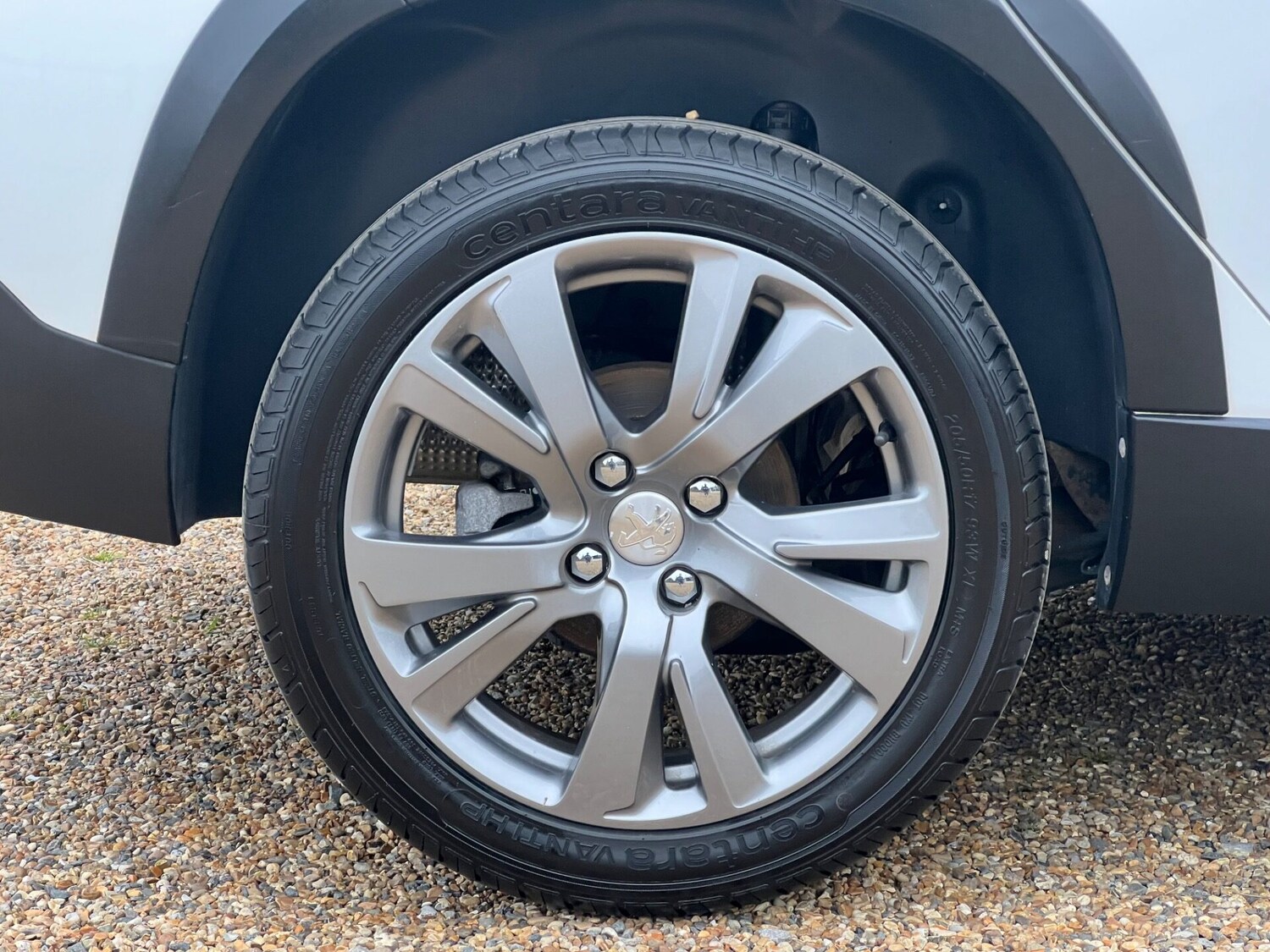 Used Peugeot 2008 2017 for sale - 77555941: Photo 20