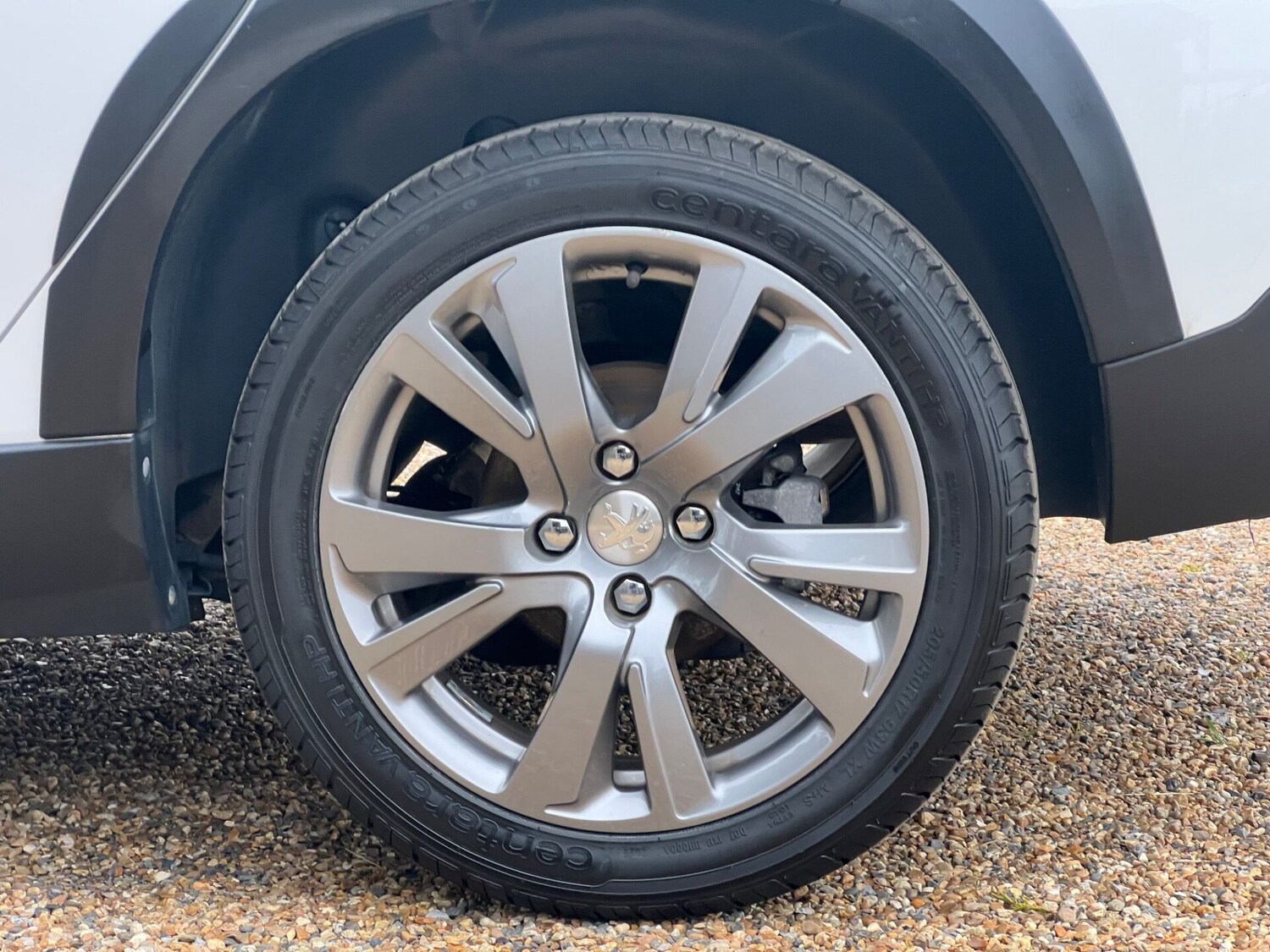 Used Peugeot 2008 2017 for sale - 77555941: Photo 21