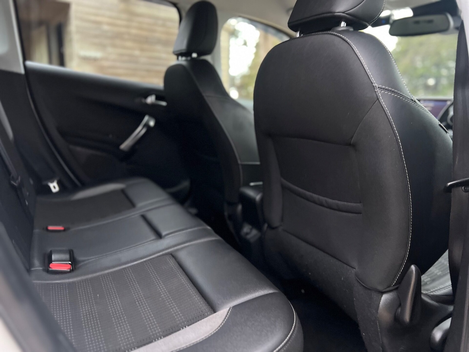 Used Peugeot 2008 2017 for sale - 77555941: Photo 25