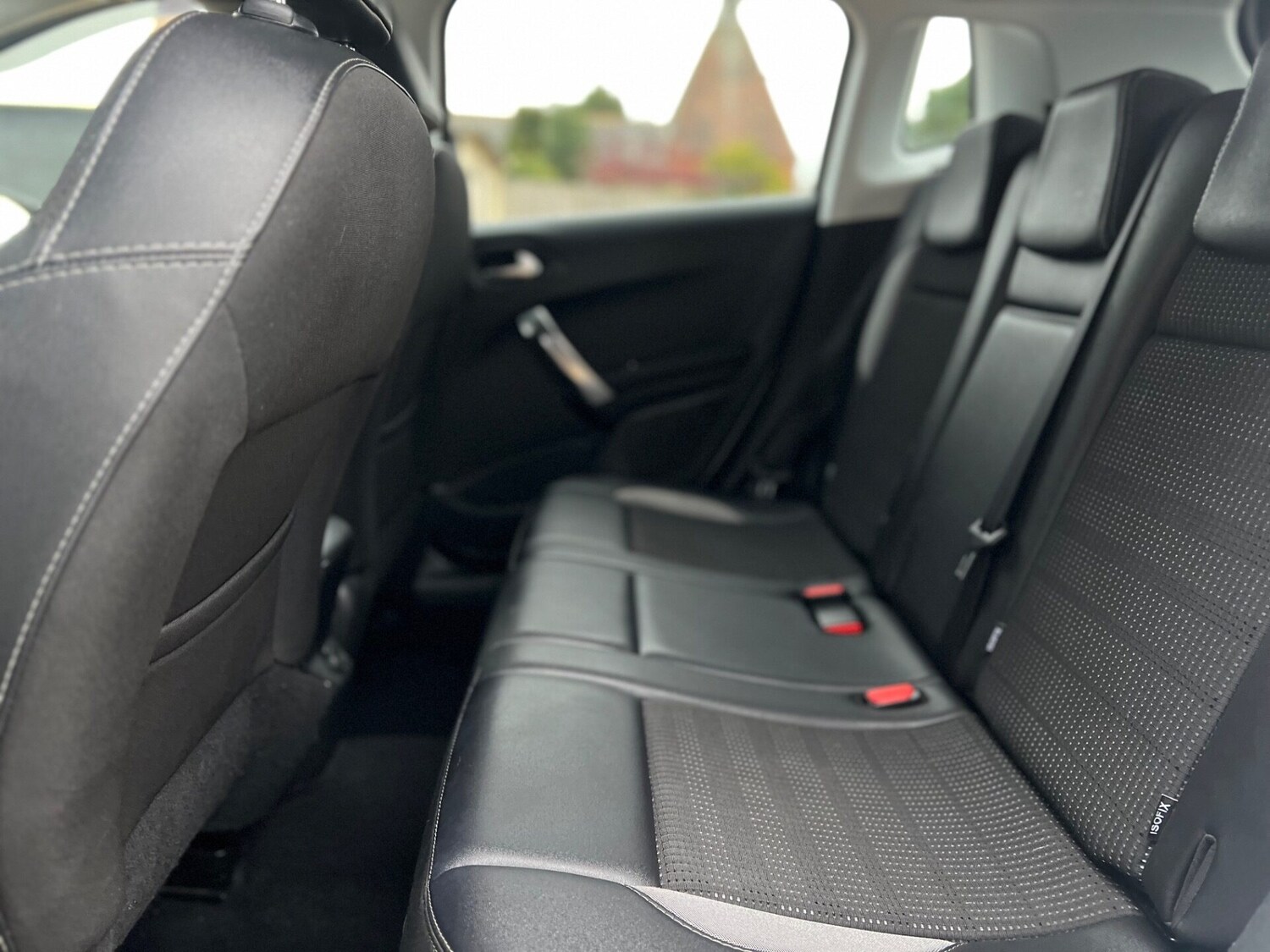 Used Peugeot 2008 2017 for sale - 77555941: Photo 26