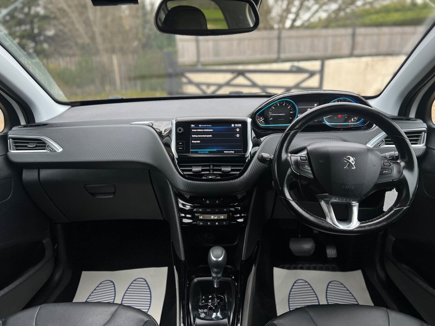 Used Peugeot 2008 2017 for sale - 77555941: Photo 29