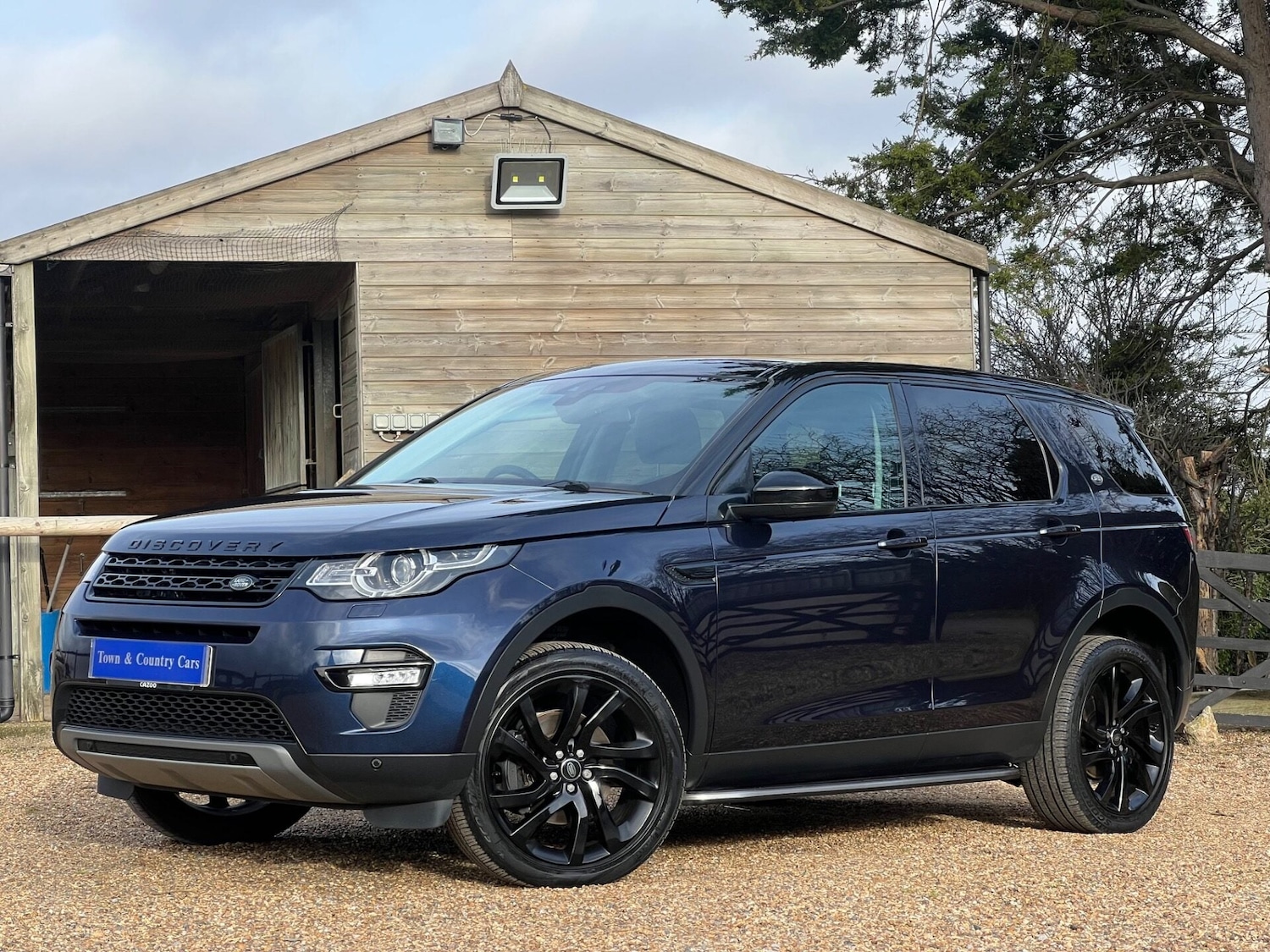 Used Land Rover Discovery Sport 2016 for sale - 77555938: Photo 12