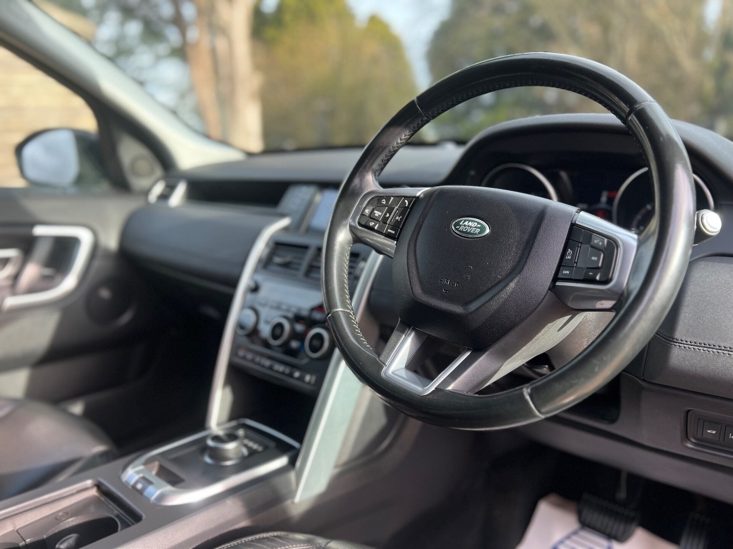 Used Land Rover Discovery Sport 2016 for sale - 77555938: Photo 25