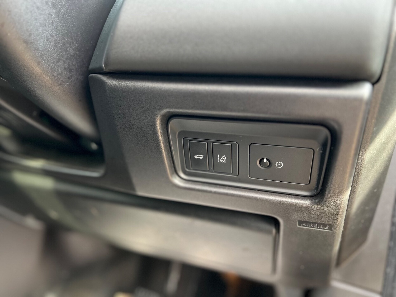 Used Land Rover Discovery Sport 2016 for sale - 77555938: Photo 38