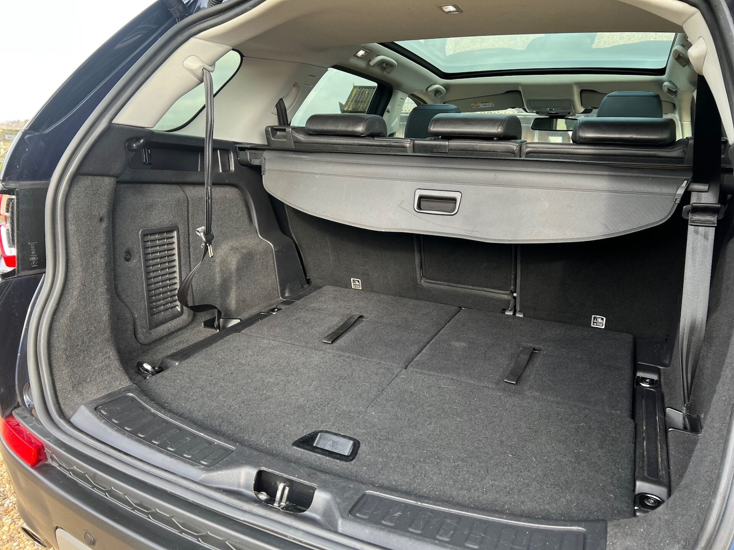 Used Land Rover Discovery Sport 2016 for sale - 77555938: Photo 45