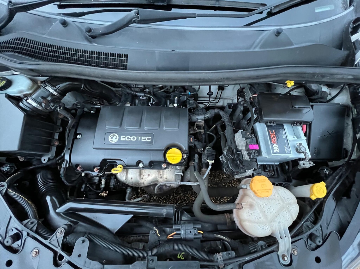 Used Vauxhall Corsa 2012 for sale - 77202634: Photo 34