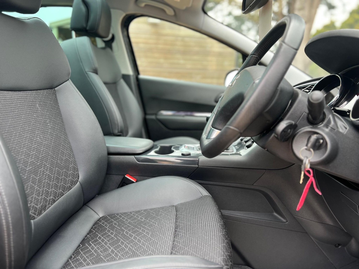 Used Peugeot 3008 2016 for sale - 76991987: Photo 22