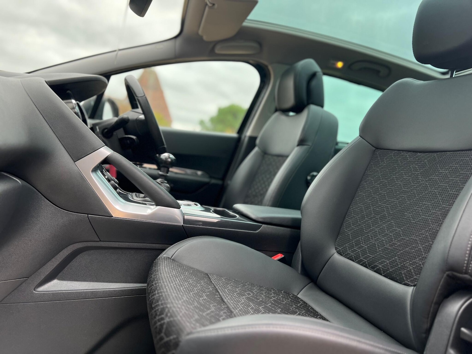 Used Peugeot 3008 2016 for sale - 76991987: Photo 23