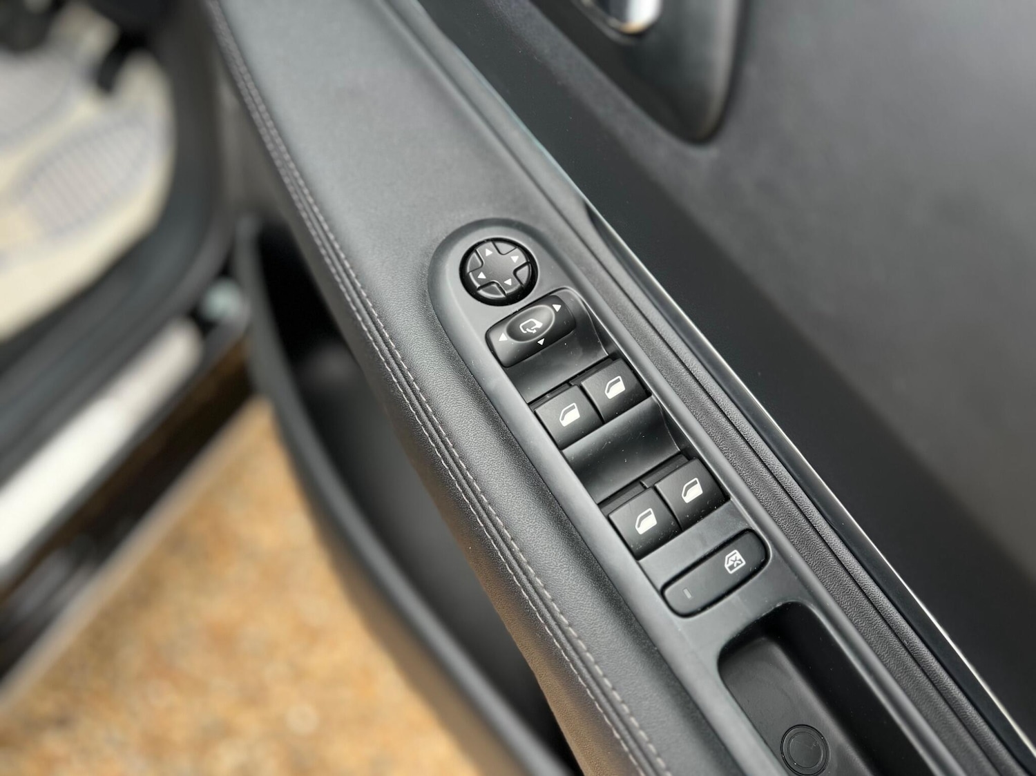 Used Peugeot 3008 2016 for sale - 76991987: Photo 31