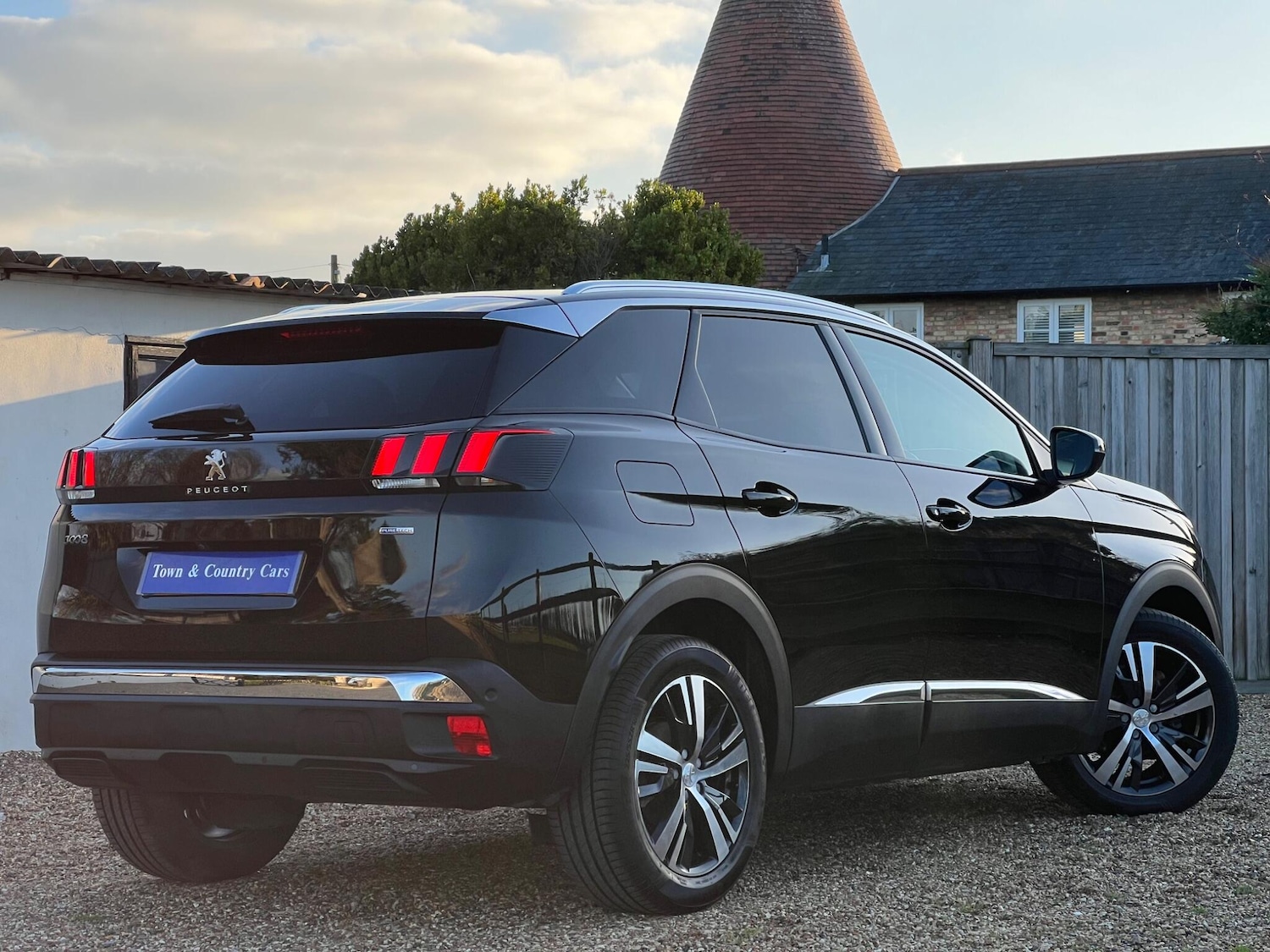 Used Peugeot 3008 2017 for sale - 77049666: Photo 4